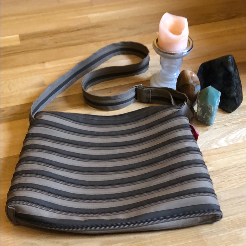 Zipit brand bag